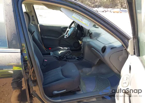 2004 Pontiac Grand Am Se1 z USA, uszkodzony, nr VIN 1G2NF52F54C148608